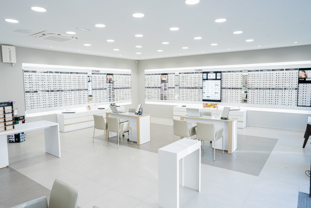 Magasin Opticien 17 avenue Thiers 24200 SARLAT intérieur