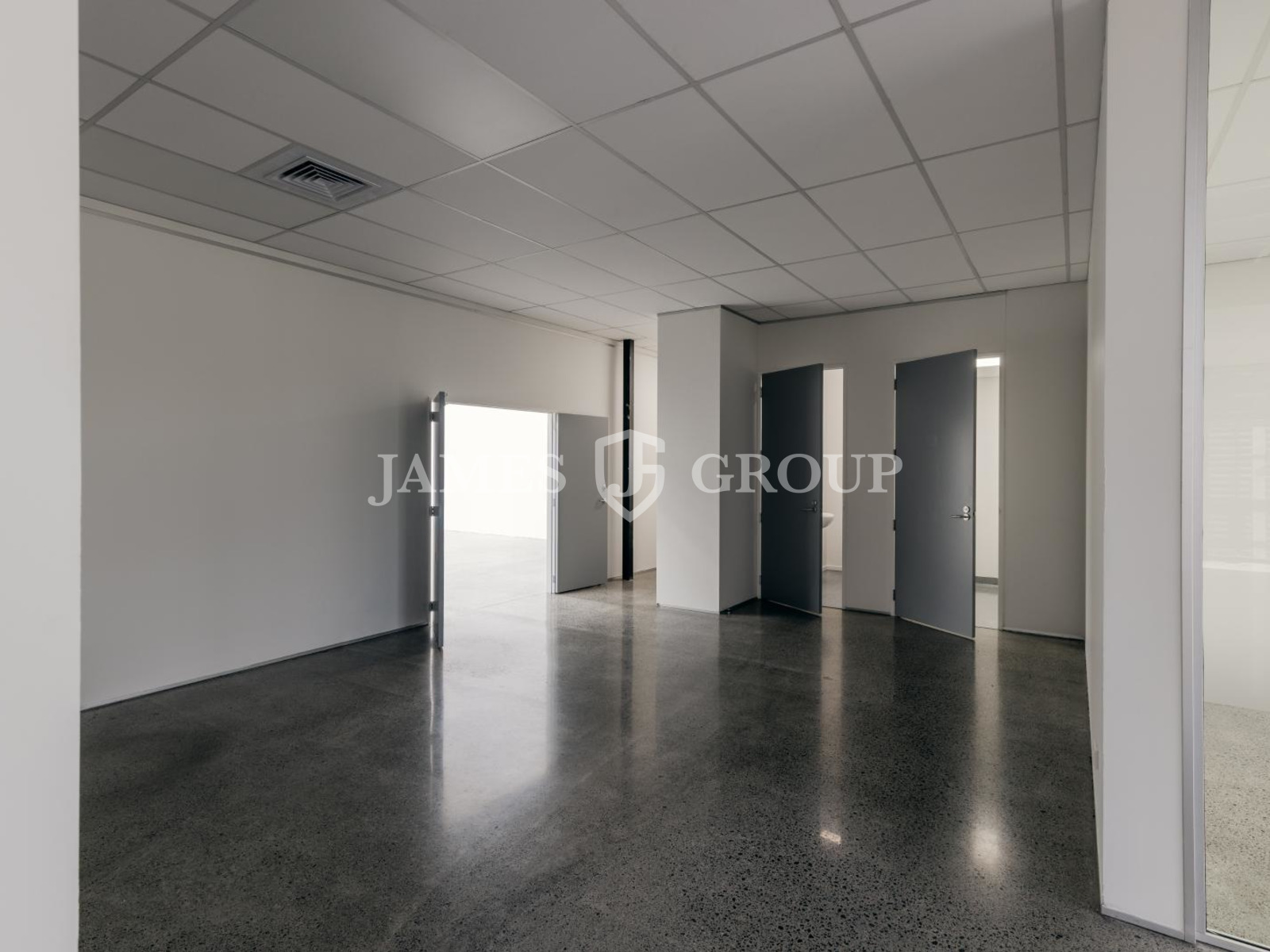 620m² A-grade Penrose Unit | Motorway Profile