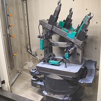CNC Machining Center-Heller - Image 18