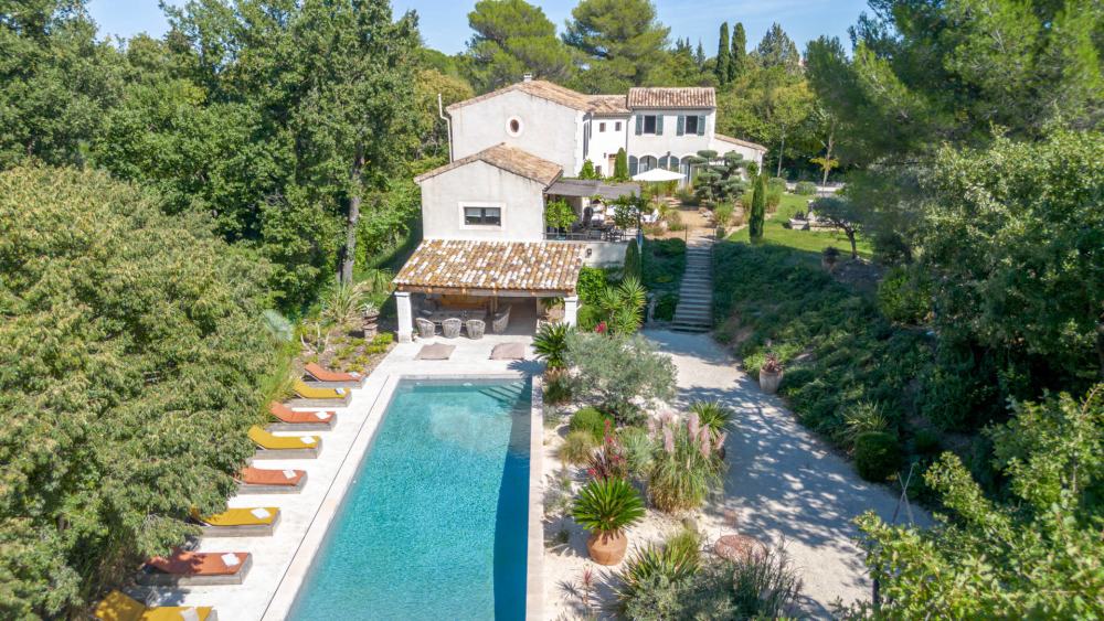 Photographs of Villa Crépuscule villa in Provence - Image 1 of 43