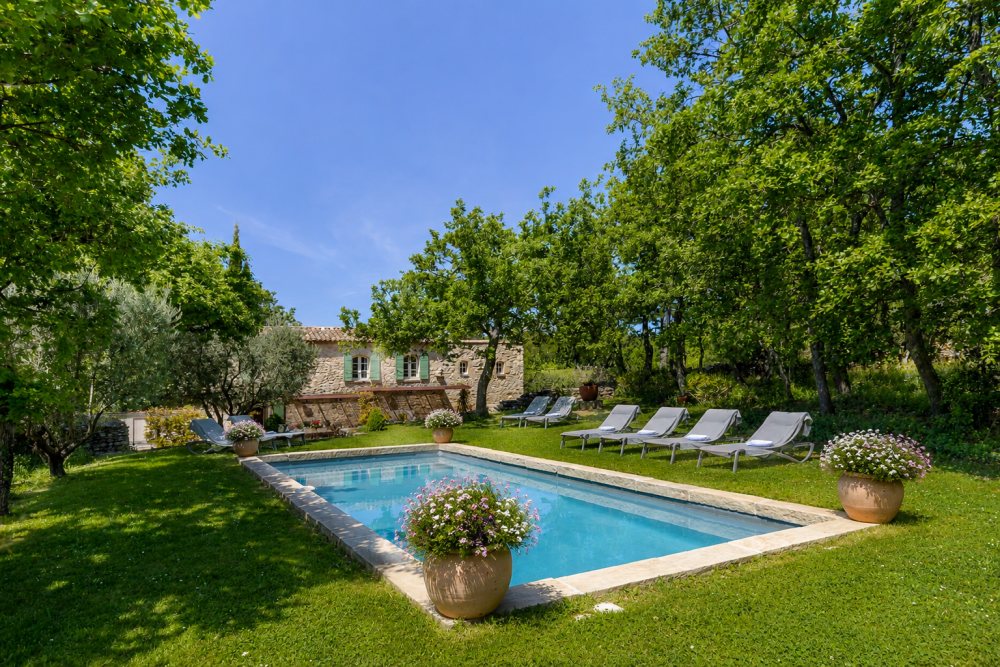 Photographs of Le Mas des Amandiers villa in Provence - Image 32 of 41