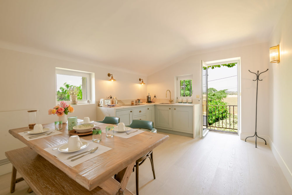 Photographs of Mas des Splendeurs villa in Provence - Image 41 of 53