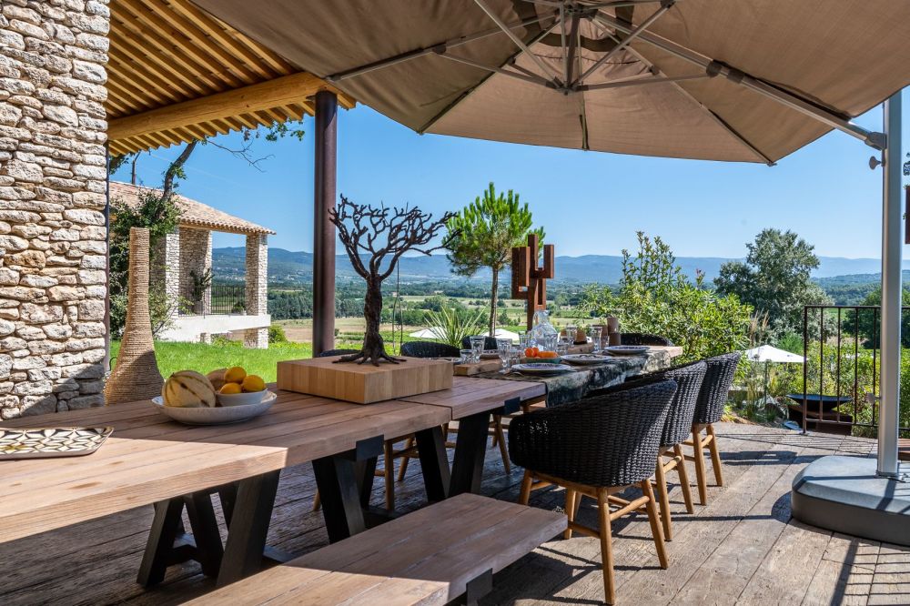 Photographs of Villa Tara villa in Provence - Image 2 of 38