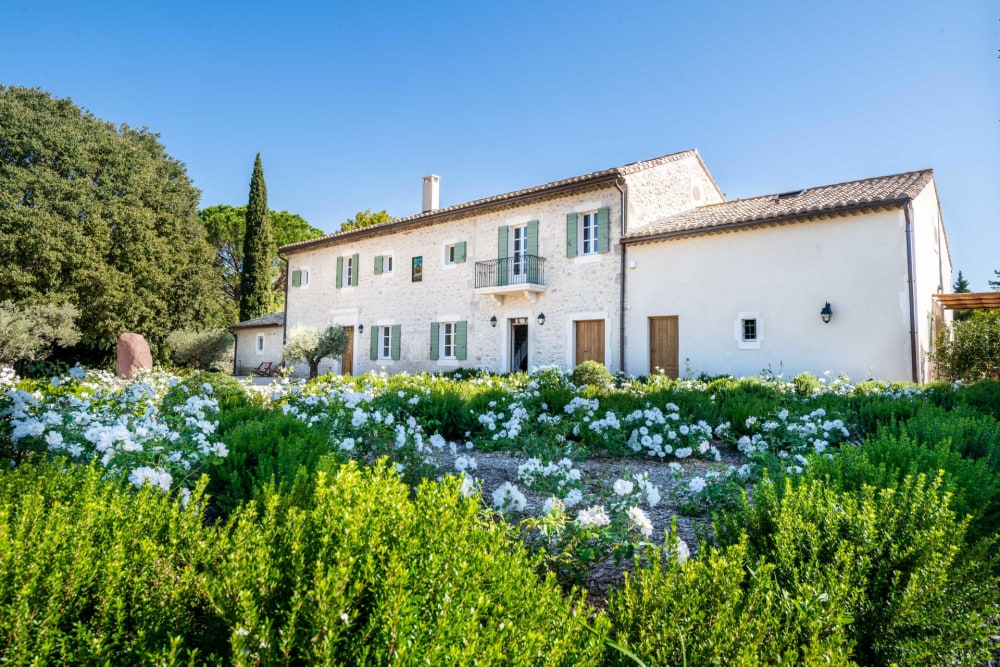 Photographs of Mas du Lauzange villa in Provence - Image 10 of 43
