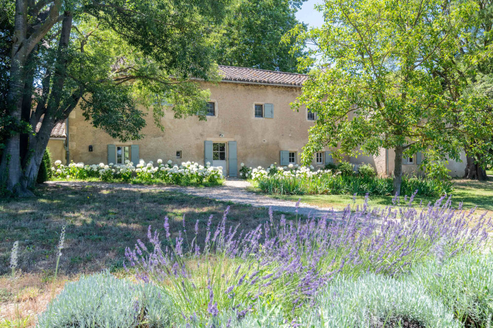 Photographs of Mas du Cardinal villa in Provence - Image 21 of 49