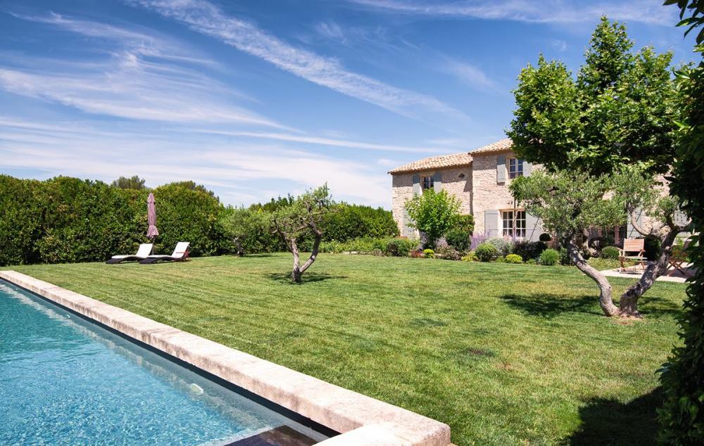 Photographs of Mas de Isa villa in Provence - Image 38 of 41