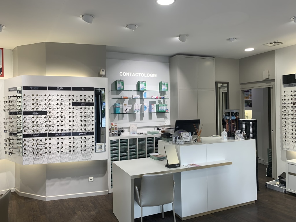 Magasin Opticien 1 rue du Général Leclerc 51200 ÉPERNAY intérieur