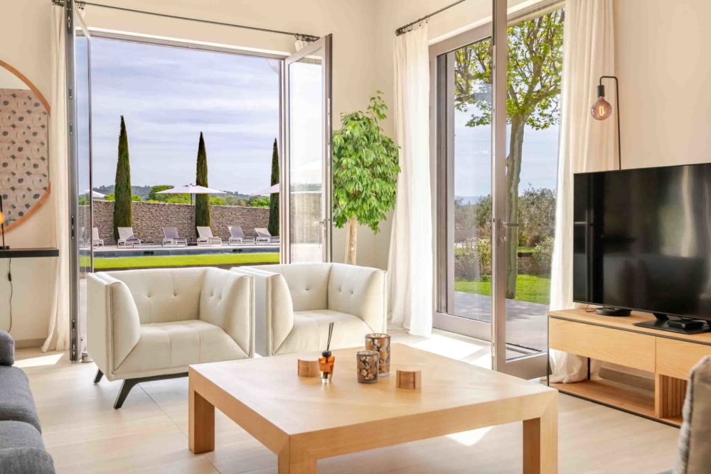 Photographs of Villa du Colibri villa in Provence - Image 5 of 35