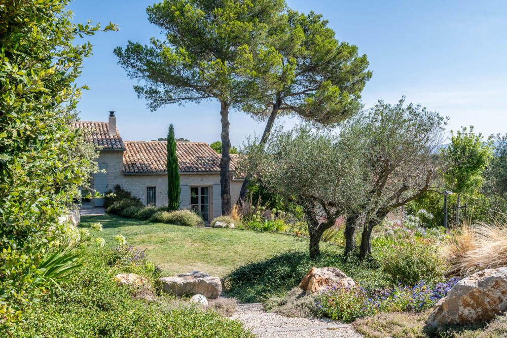 Photographs of Mas des Mimosas villa in Provence - Image 41 of 47