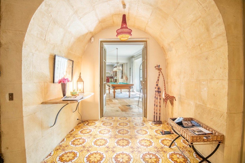 Photographs of Mas des Pierres villa in Provence - Image 9 of 60
