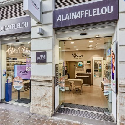 Tienda Óptico Calle Pascual y Genís, 24 46002 VALENCIA