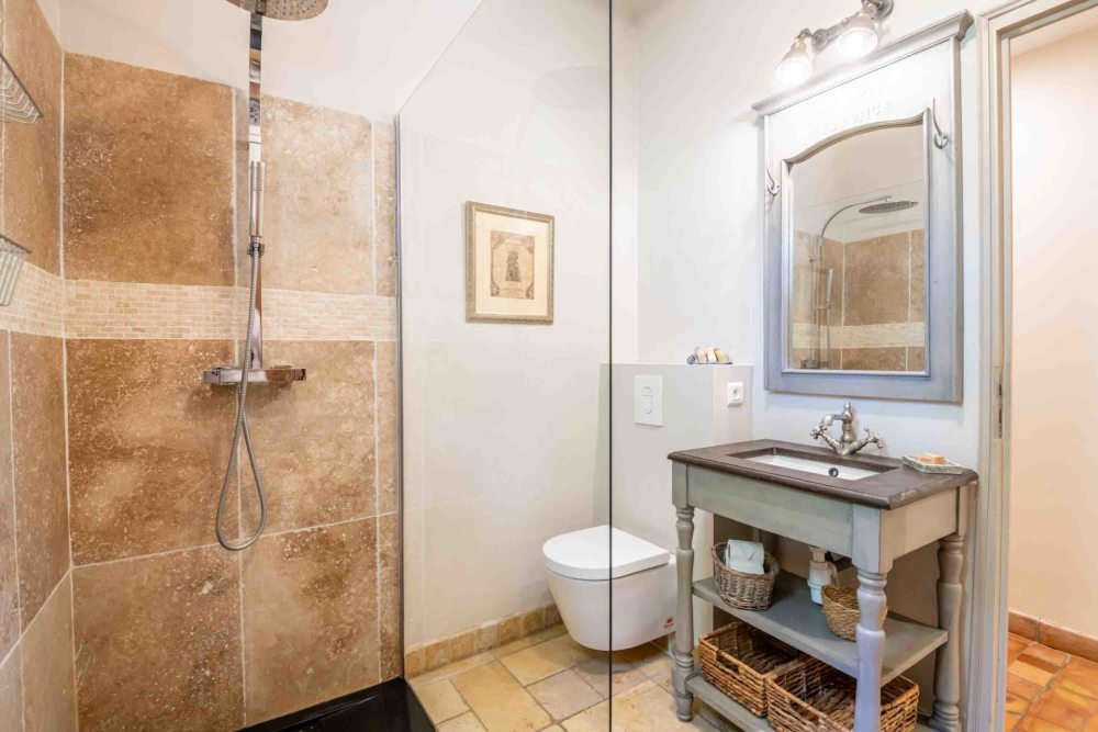 Photographs of Le Mas de Gancel villa in Provence - Image 34 of 41