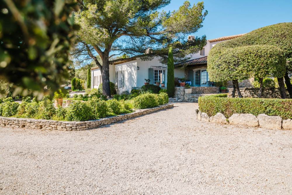 Photographs of Mas des Imberts villa in Provence - Image 33 of 48