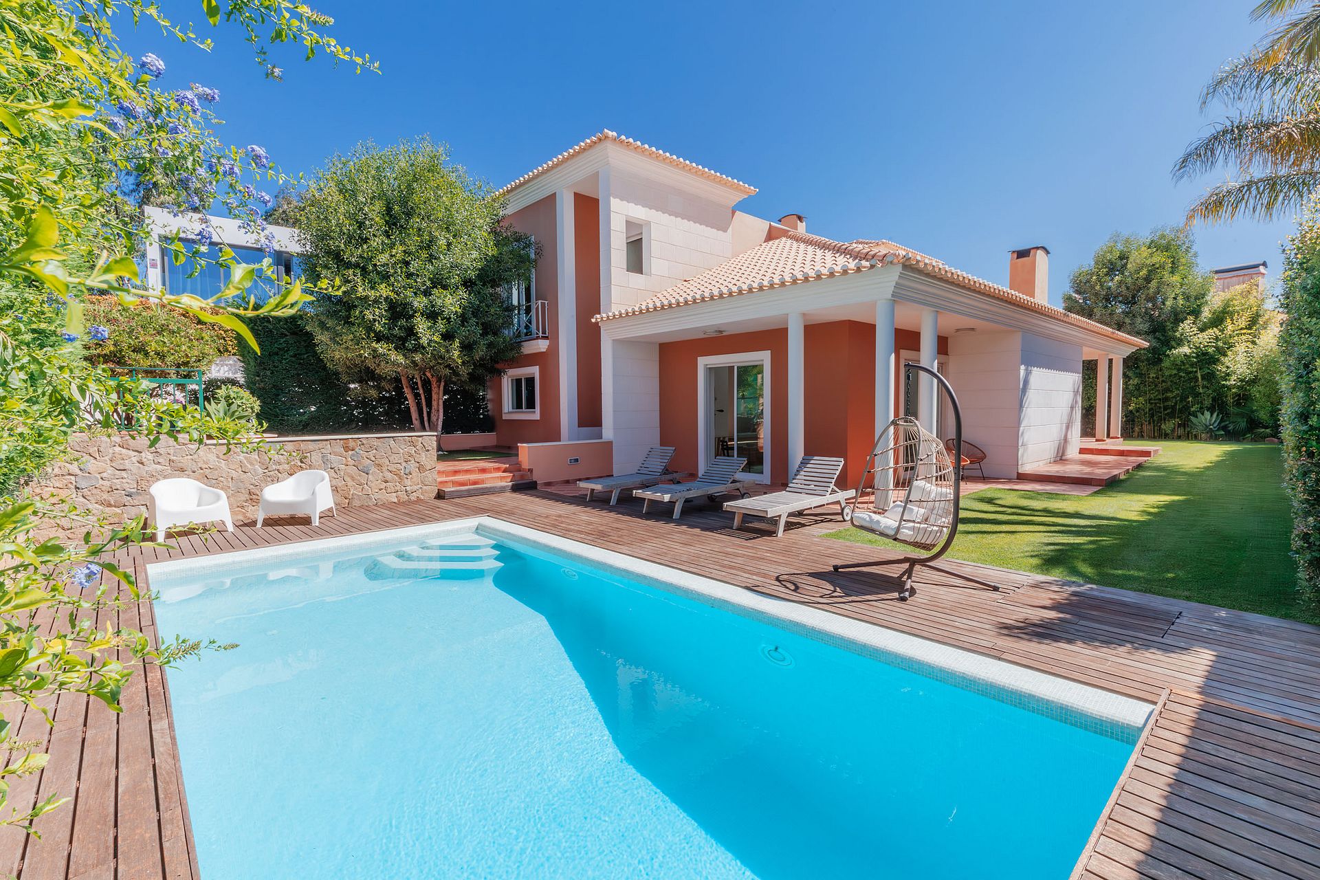 5 bed Villa For Sale in Cascais Municipality, Lisbon Metropolitan Area