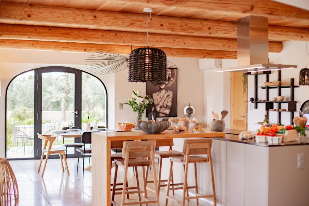 Photographs of Mas Helios villa in Provence - Image 7 of 44