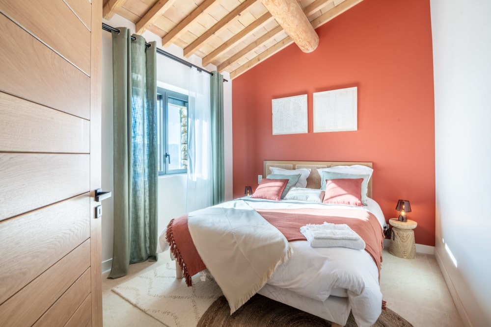 Photographs of Mas des Flaneries villa in Provence - Image 23 of 36