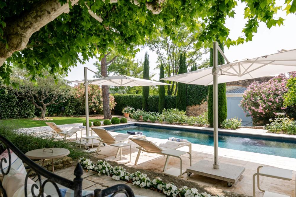 Photographs of Mas Hortensia villa in Provence - Image 3 of 46