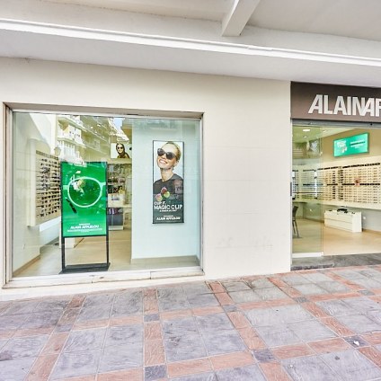 Tienda Óptico Calle Hermanos Pinzón, 3B, Esquina Calle San Pancracio 29640 FUENGIROLA