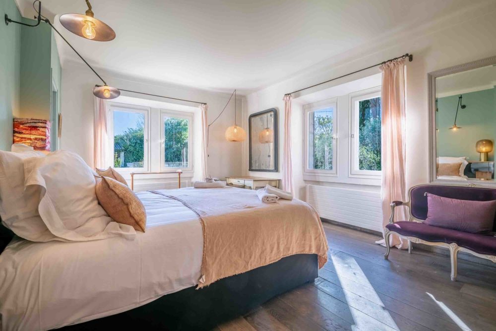 Photographs of Mas du Lac villa in Provence - Image 22 of 56