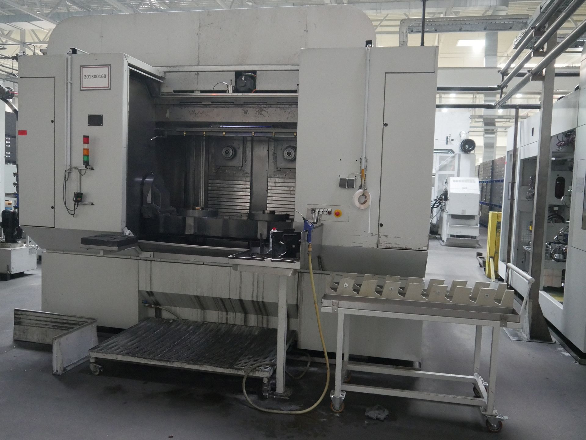 5-axis double-spindle machining center-Licon - Image 1