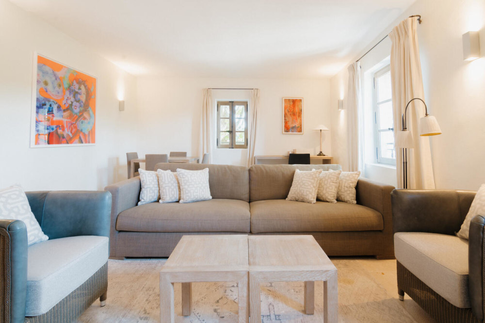 Photographs of Bastide du Calavon villa in Provence - Image 50 of 57