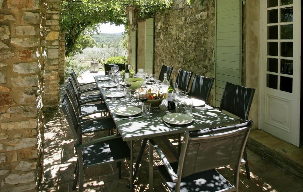 Photographs of Mas de Manebit villa in Provence - Image 5 of 30
