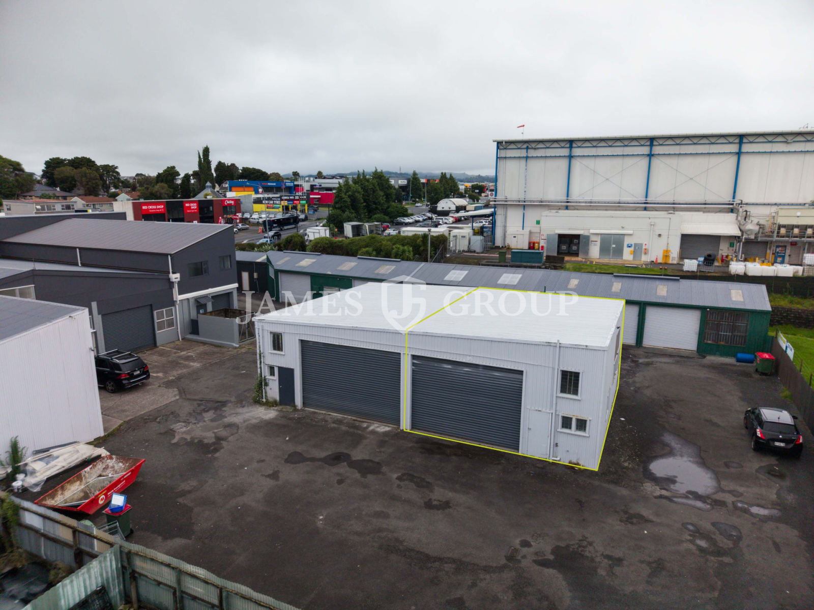Refurbished 100m² Units On Great South Road