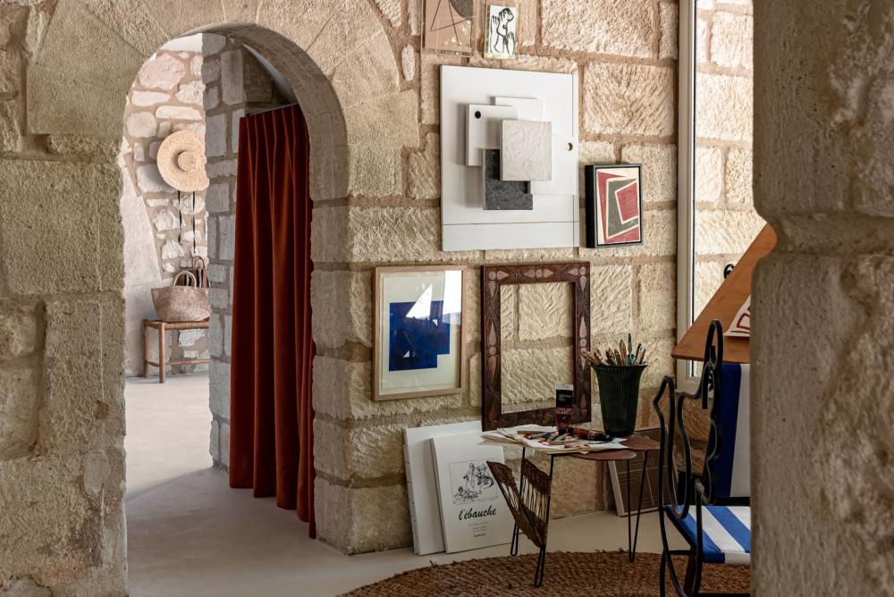 Photographs of Mas du Rocher des Baux villa in Provence - Image 38 of 47