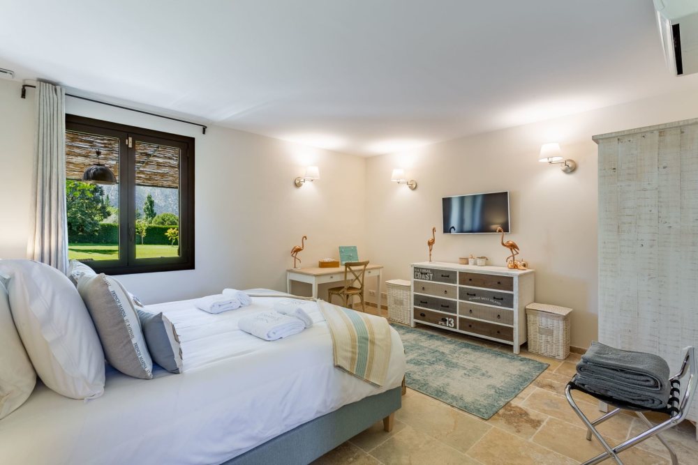 Photographs of Villa Plenitude villa in Provence - Image 21 of 36