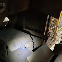 Sample Cutting Saw Station- - Image 4