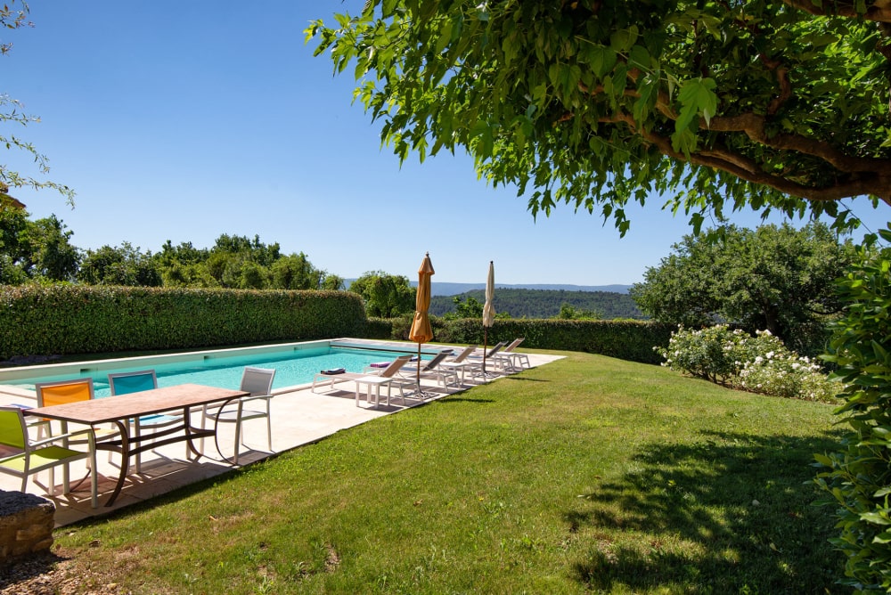 Photographs of Le Mas de la Route Neuve villa in Provence - Image 16 of 45