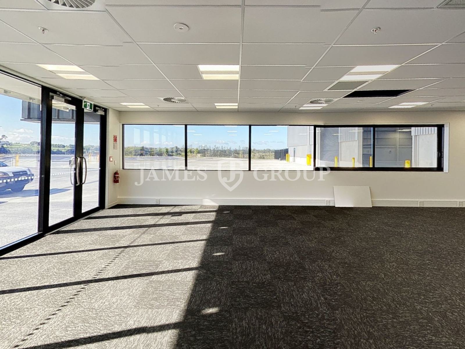 High Stud Industrial – Minutes From Airport