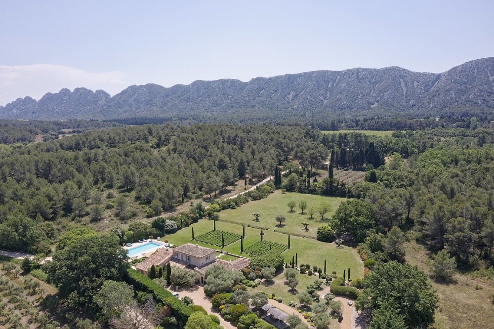 Photographs of Mas de la Caume villa in Provence - Image 52 of 52