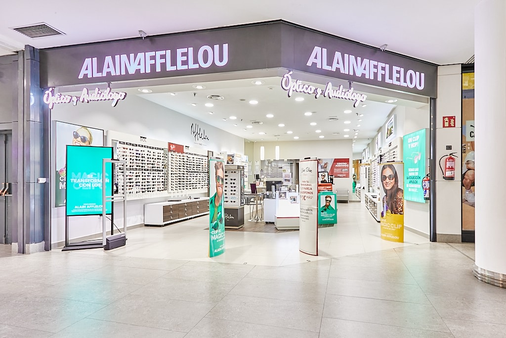 Tienda Óptico CC ALBACENTER (Antiguo CC Eroski)  CALLE ALCALDE DE COMANGLA S/N 02002 ALBACETE