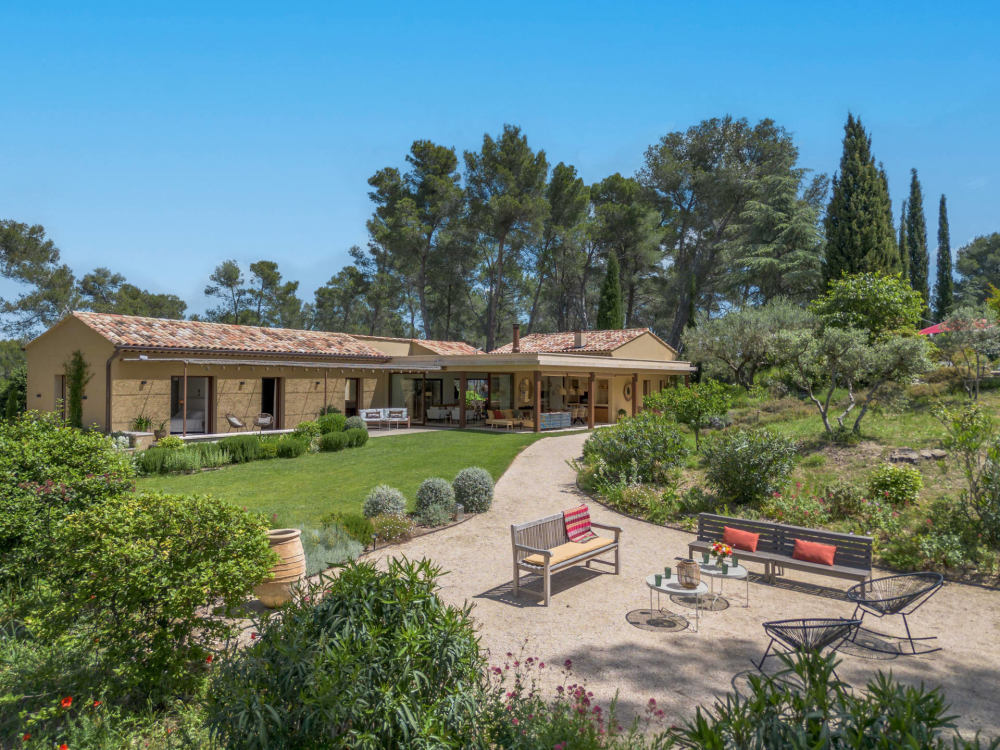 Photographs of Villa Bellevue villa in Provence - Image 1 of 41