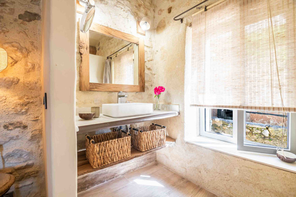 Photographs of New! La Petite Ocrière villa in Provence - Image 17 of 27