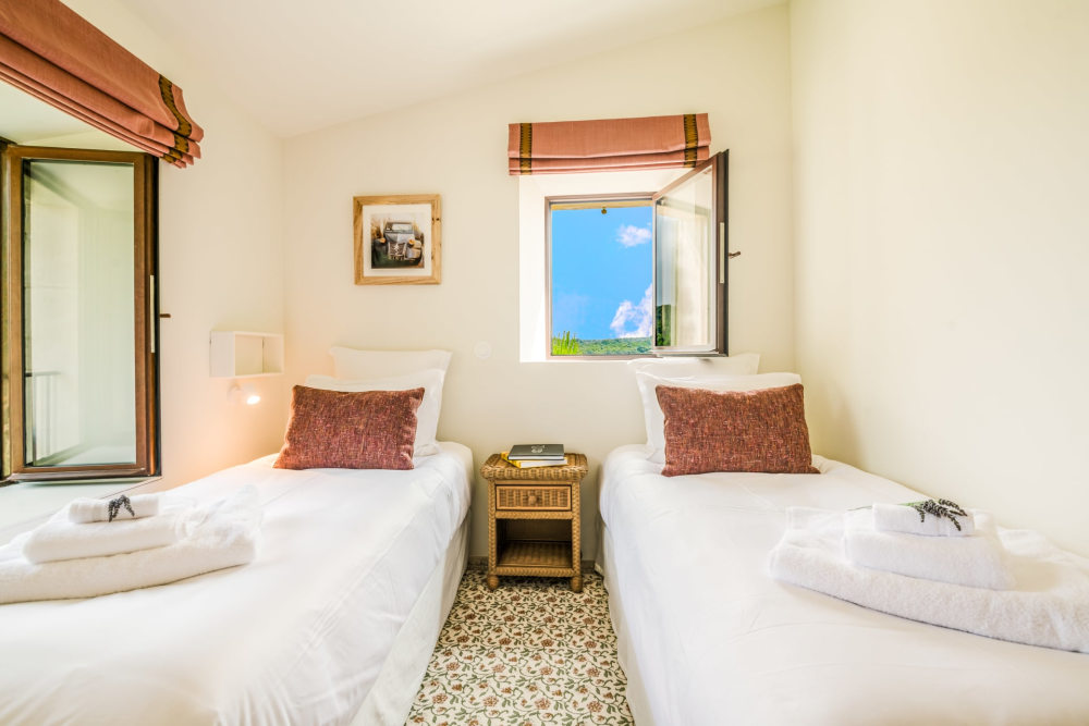 Photographs of Mas des Secrets villa in Provence - Image 37 of 47