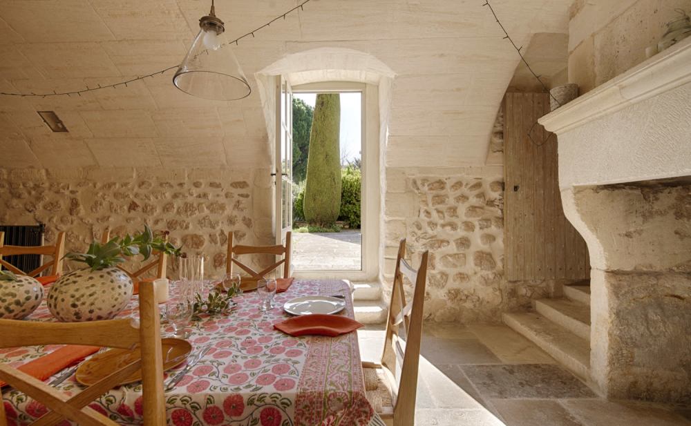 Photographs of L’Aqueduc villa in Provence - Image 11 of 37
