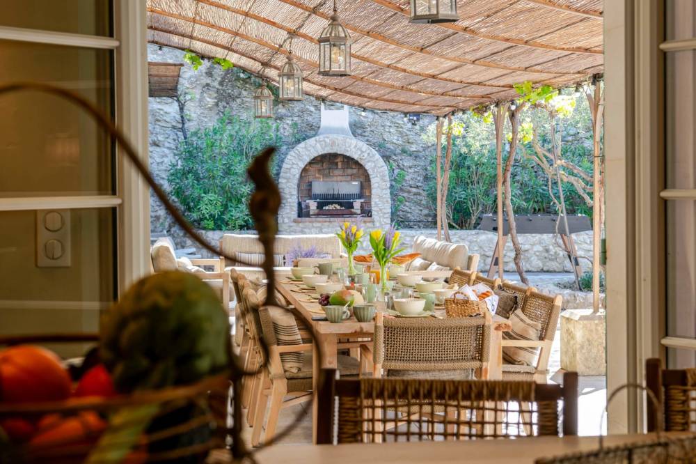 Photographs of Mas de l’Ecrin villa in Provence - Image 14 of 50