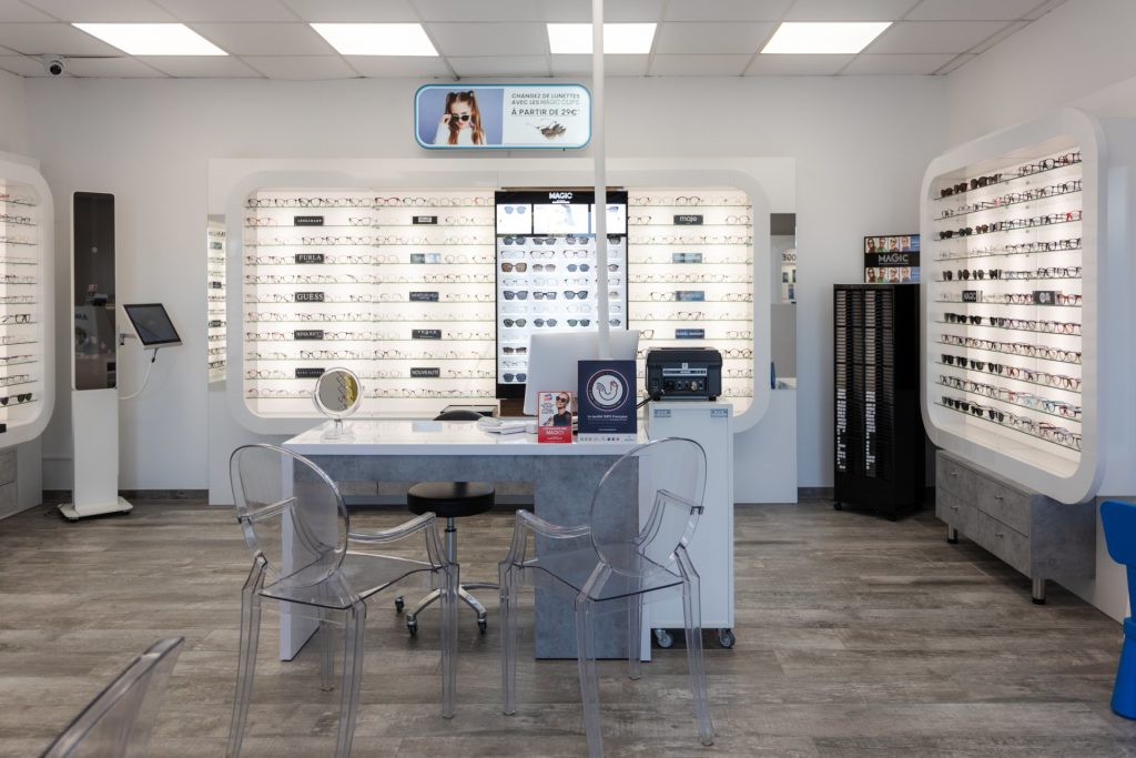Magasin Opticien 5611 route d'Uzès 30700 MONTAREN-ET-SAINT-MÉDIERS intérieur