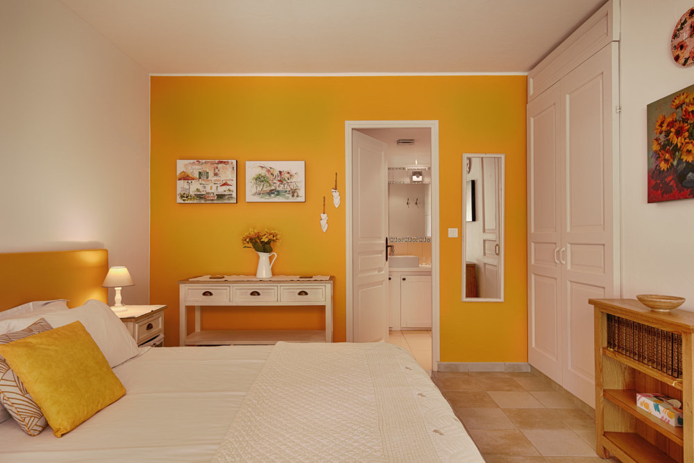 Photographs of Le Mas de la Route Neuve villa in Provence - Image 41 of 45