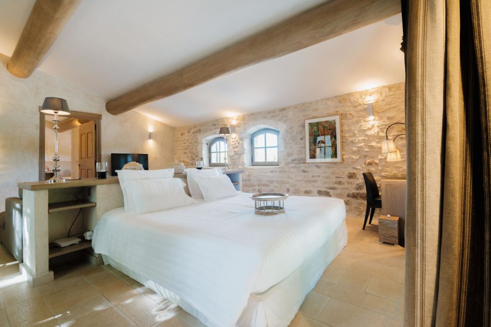 Photographs of Bastide du Calavon villa in Provence - Image 27 of 57