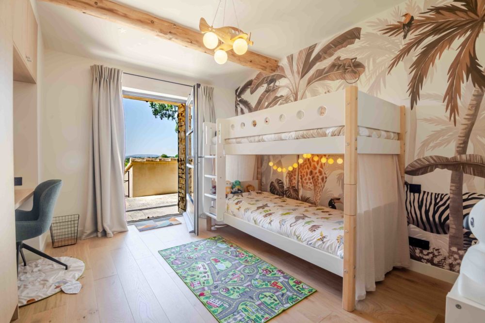 Photographs of A l’ombre des Chênes villa in Provence - Image 25 of 35