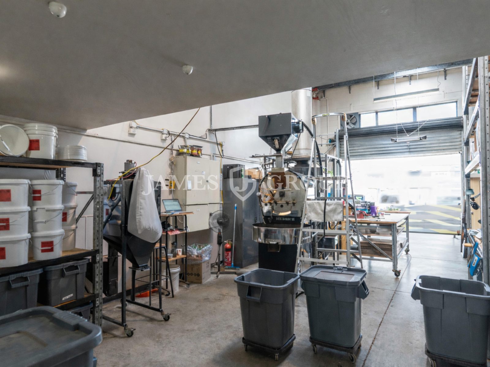 Rare Mount Eden Industrial Unit For Lease