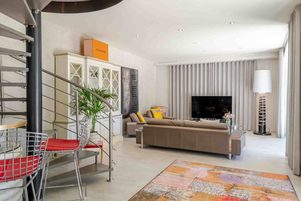 Photographs of Mas de la Tourelle6 villa in Provence - Image 28 of 48