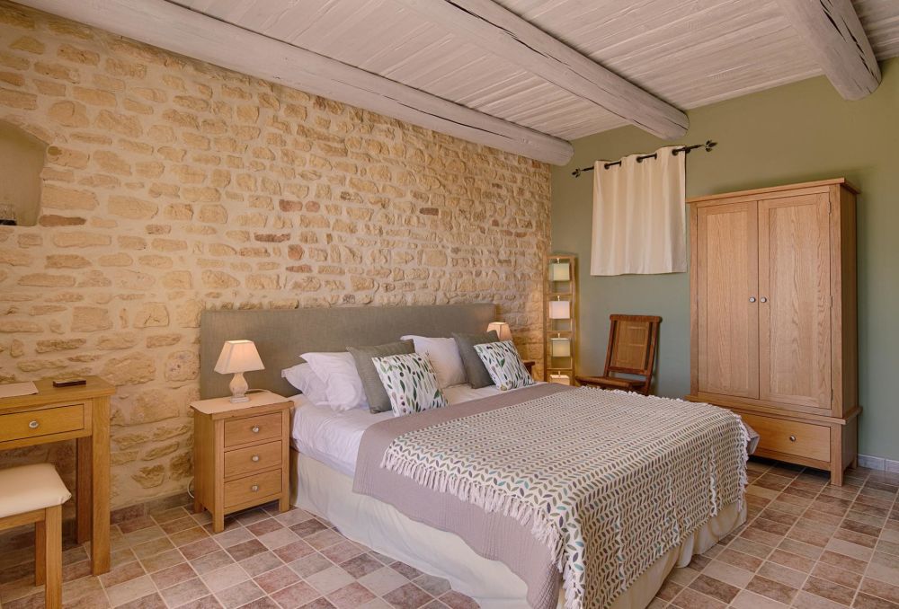 Photographs of Le Mas de la Route Neuve villa in Provence - Image 29 of 45