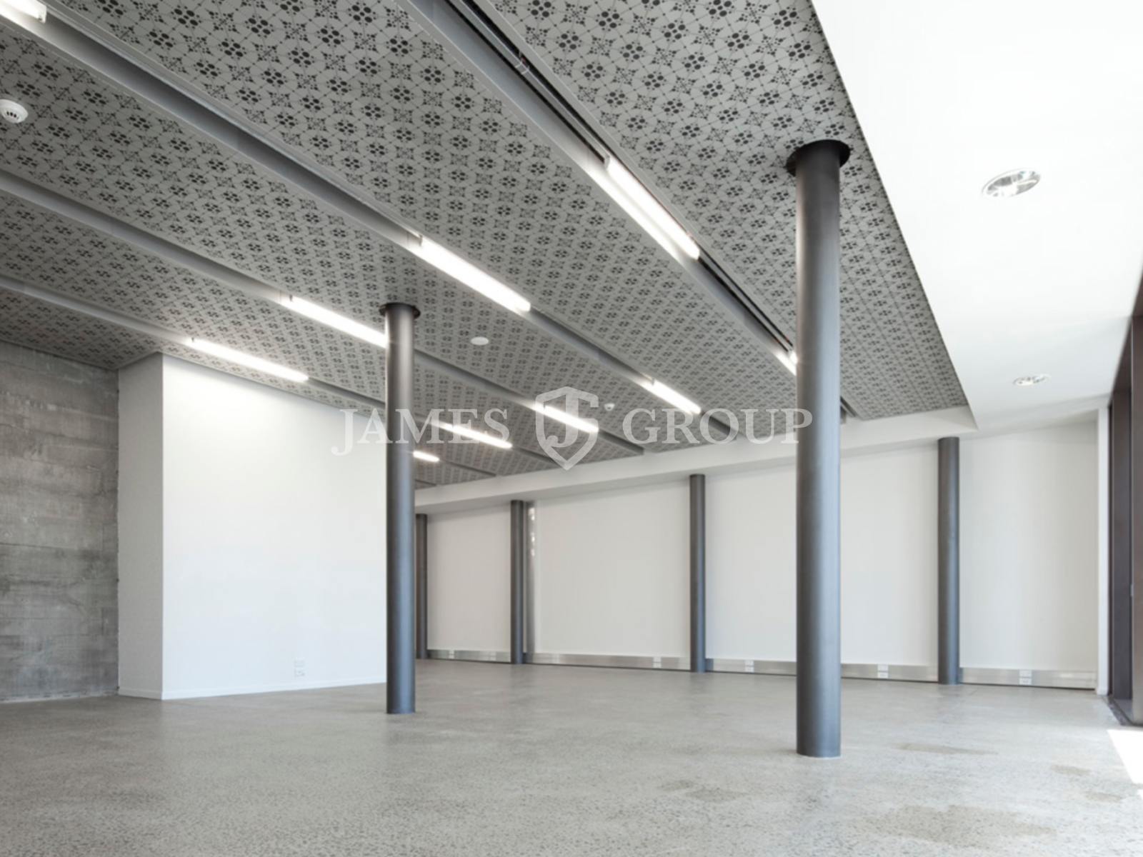 Premium Ironbank Office