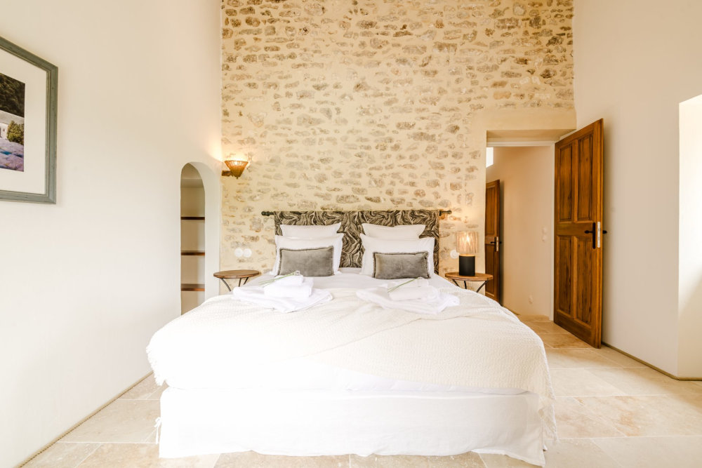 Photographs of Mas des Secrets villa in Provence - Image 33 of 47