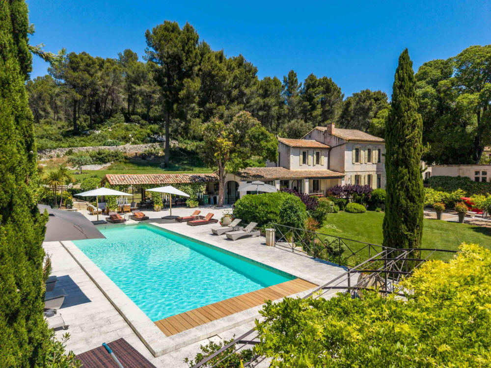Photographs of Mas de la Tourelle villa in Provence - Image 1 of 55