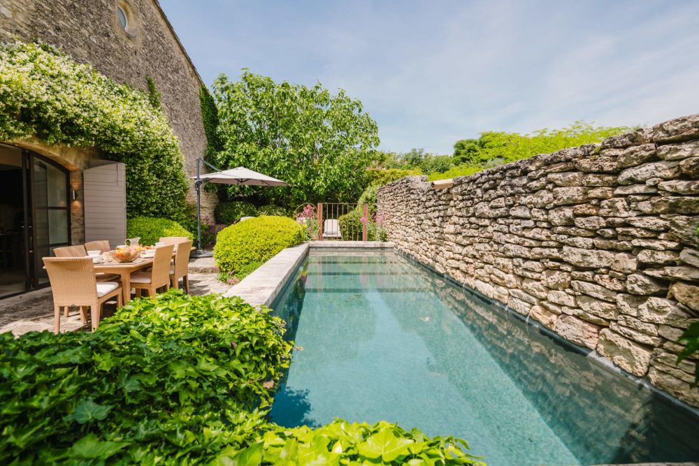 Photographs of La Maison de Cabrières villa in Provence - Image 3 of 27